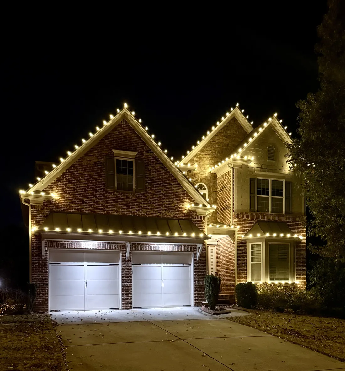 Residential Christmas light installation by Bright Lights GA in Metro Atlanta
